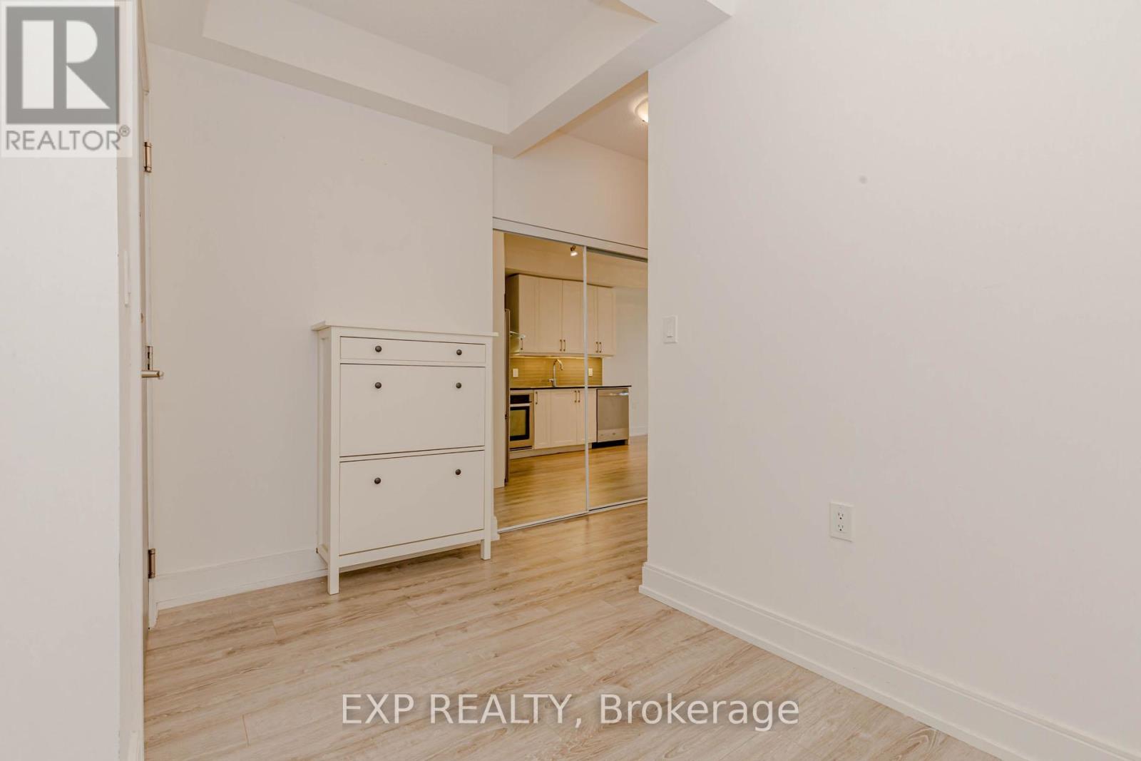 1603 - 9608 Yonge Street, Richmond Hill, Ontario  L4C 0X4 - Photo 18 - N12995064