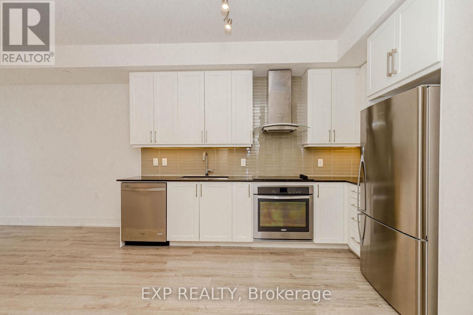 1603 - 9608 Yonge Street, Richmond Hill, Ontario  L4C 0X4 - Photo 21 - N12995064