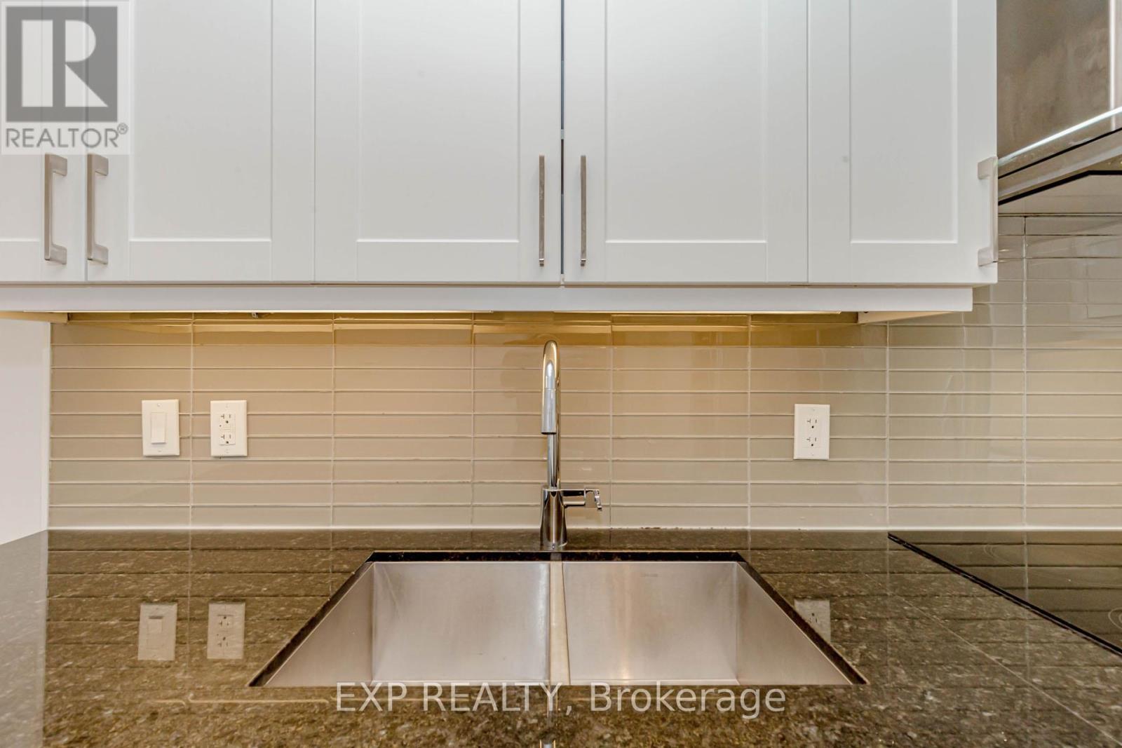 1603 - 9608 Yonge Street, Richmond Hill, Ontario  L4C 0X4 - Photo 26 - N12995064