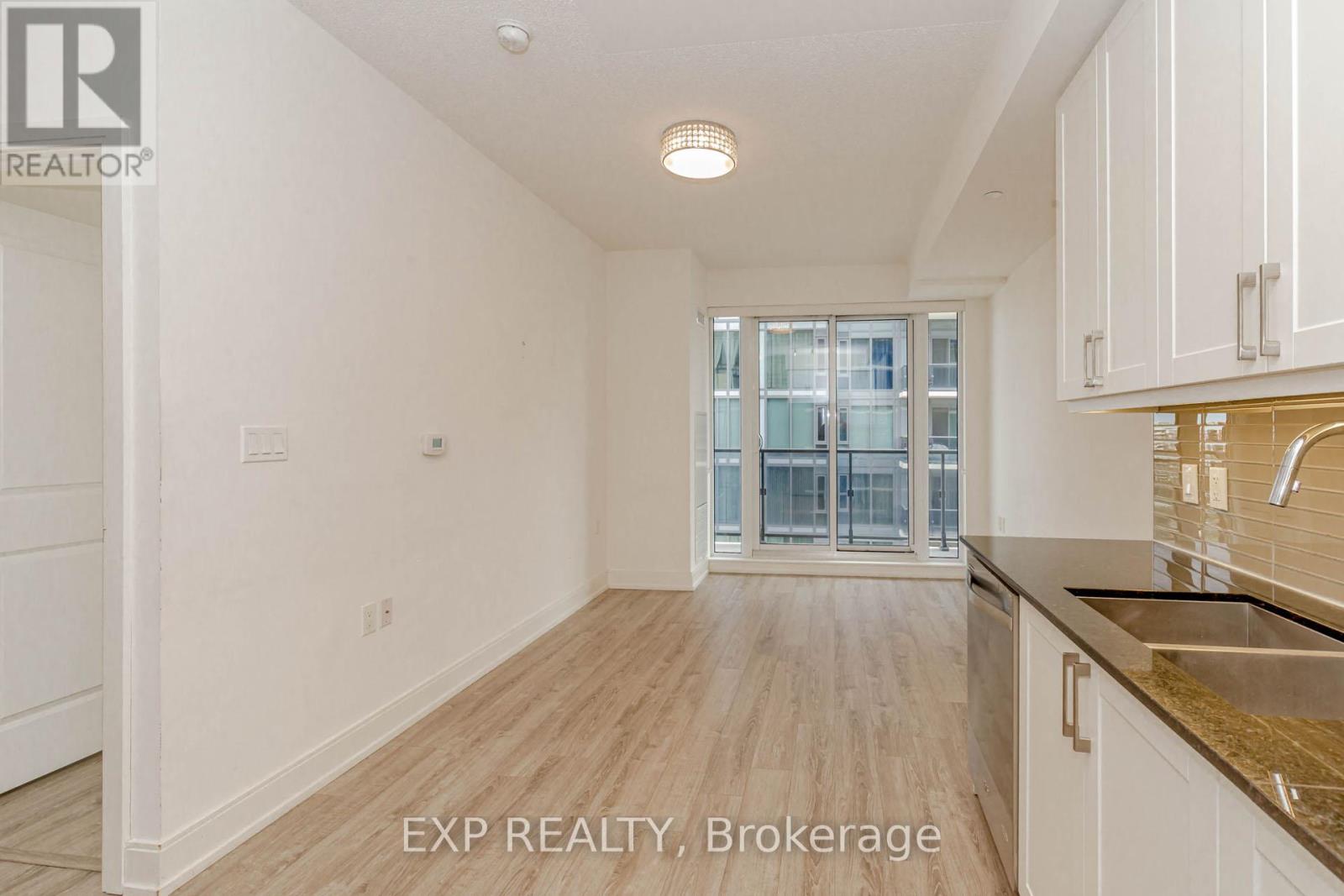 1603 - 9608 Yonge Street, Richmond Hill, Ontario  L4C 0X4 - Photo 27 - N12995064