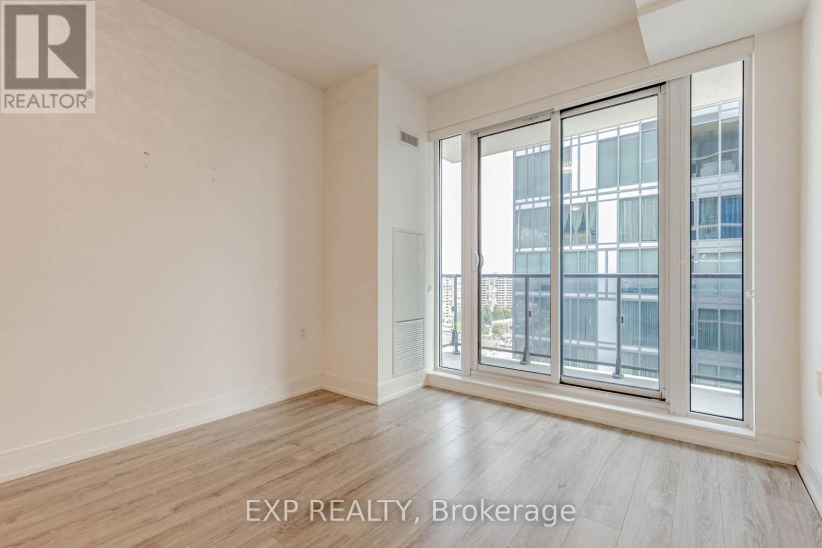 1603 - 9608 Yonge Street, Richmond Hill, Ontario  L4C 0X4 - Photo 29 - N12995064