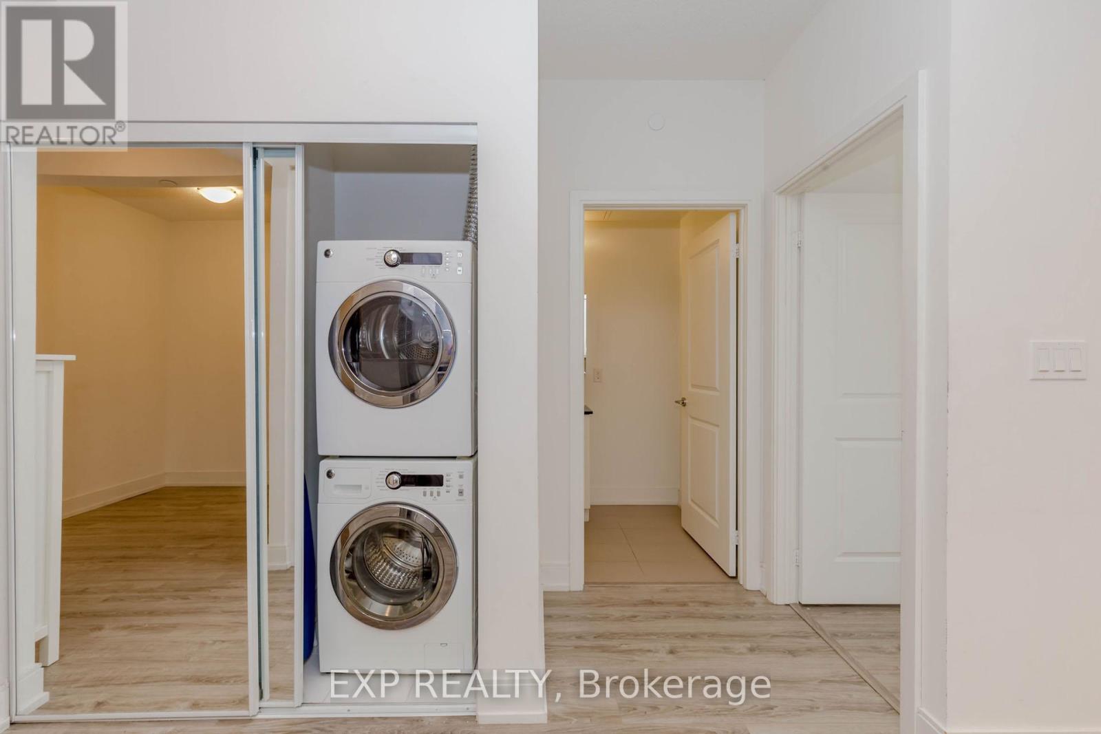 1603 - 9608 Yonge Street, Richmond Hill, Ontario  L4C 0X4 - Photo 38 - N12995064