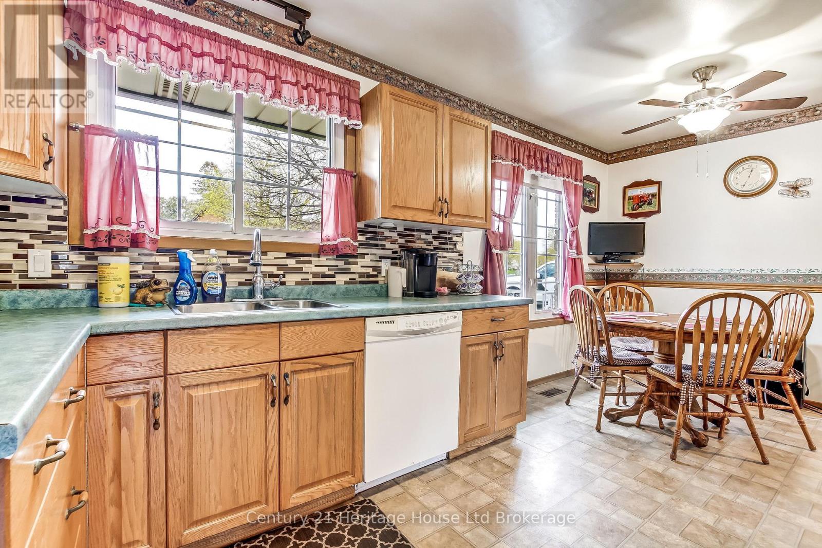 372 Odlum Drive, Woodstock, Ontario  N4S 3S2 - Photo 7 - X13057544