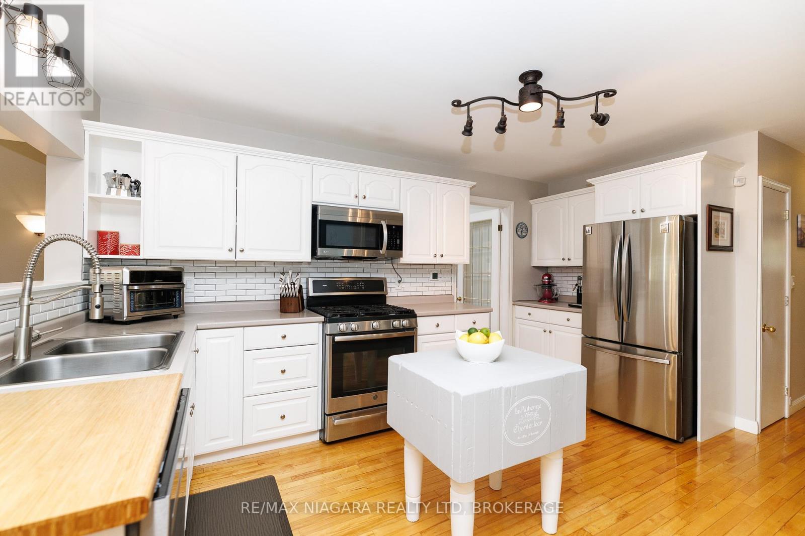 3039 Shawnee Trail, Fort Erie, Ontario  L0S 1N0 - Photo 13 - X13057470