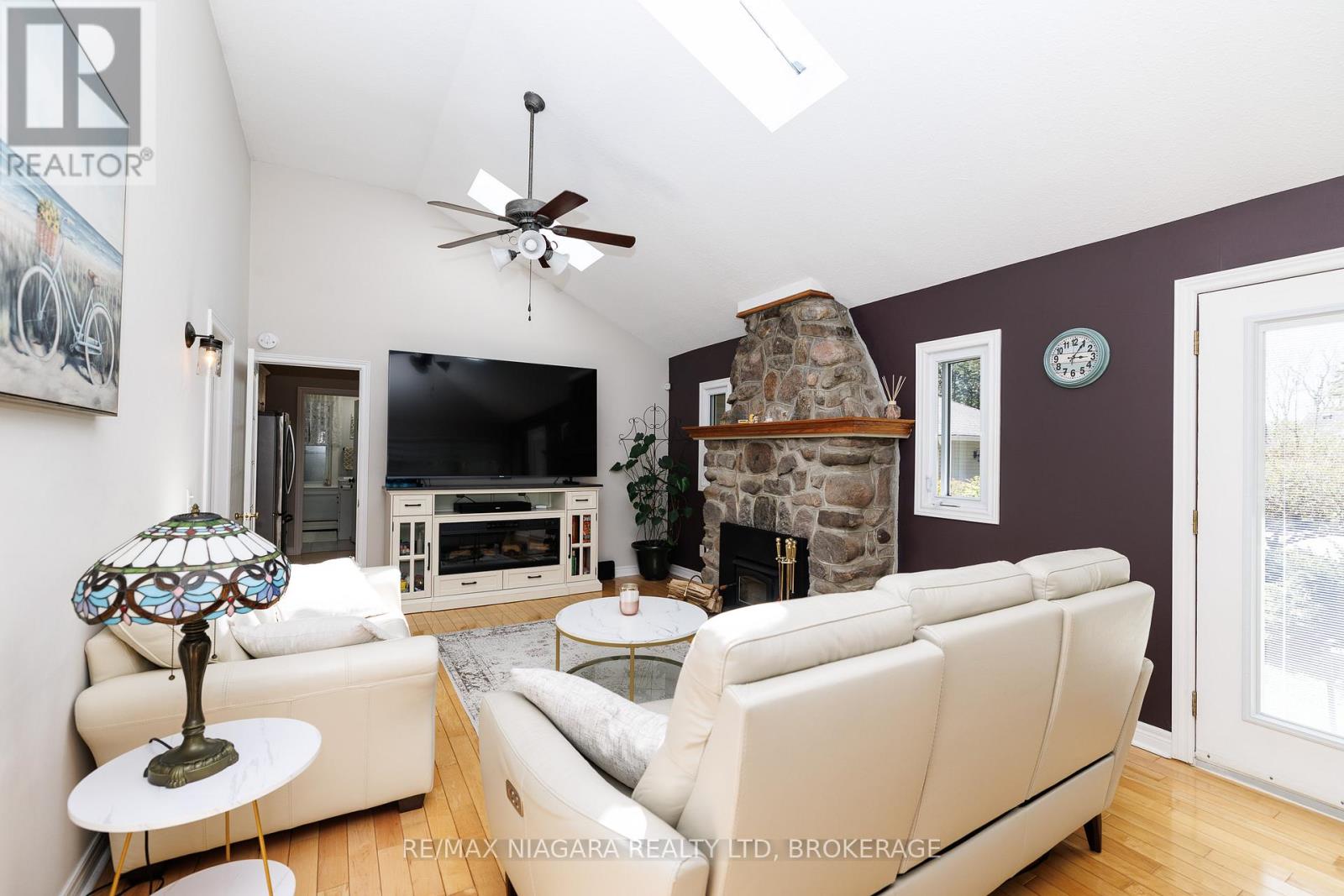 3039 Shawnee Trail, Fort Erie, Ontario  L0S 1N0 - Photo 8 - X13057470