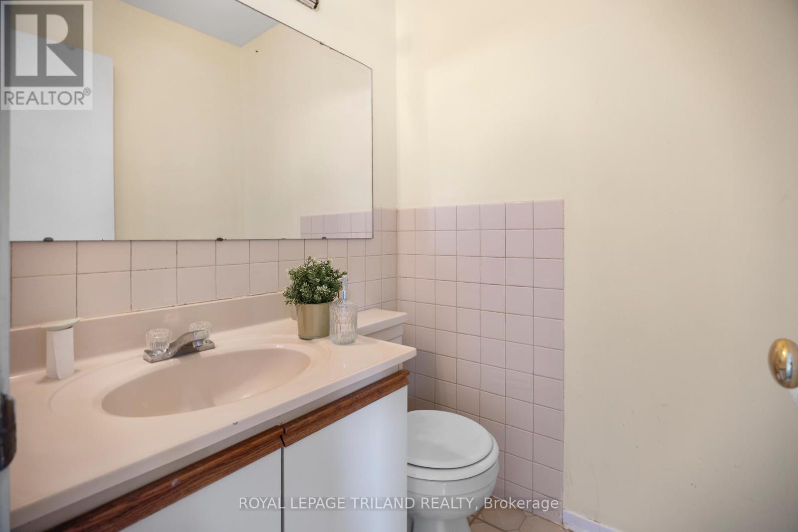 23 - 1460 Limberlost Road, London North, Ontario  N6G 2C6 - Photo 20 - X13057426