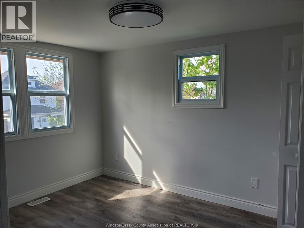 348 Caroline, Windsor, Ontario  N9A 6A4 - Photo 15 - 26009507