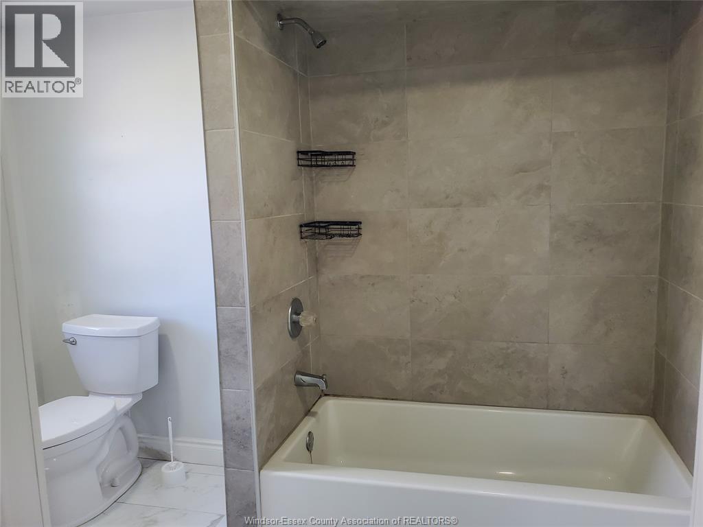 348 Caroline, Windsor, Ontario  N9A 6A4 - Photo 17 - 26009507