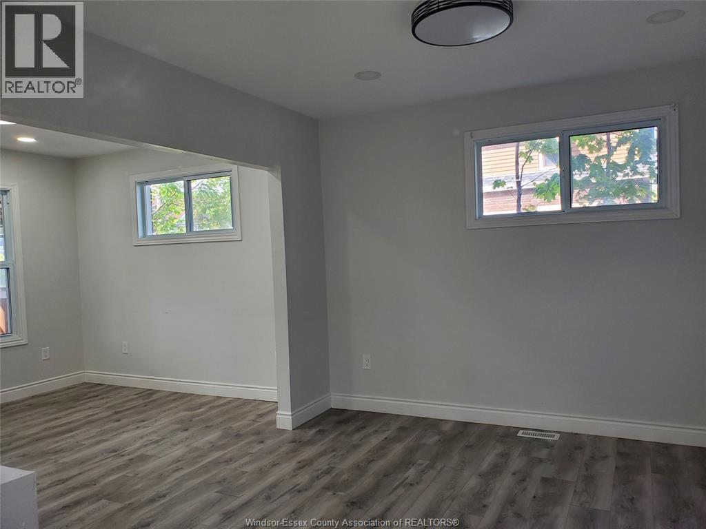 348 Caroline, Windsor, Ontario  N9A 6A4 - Photo 6 - 26009507