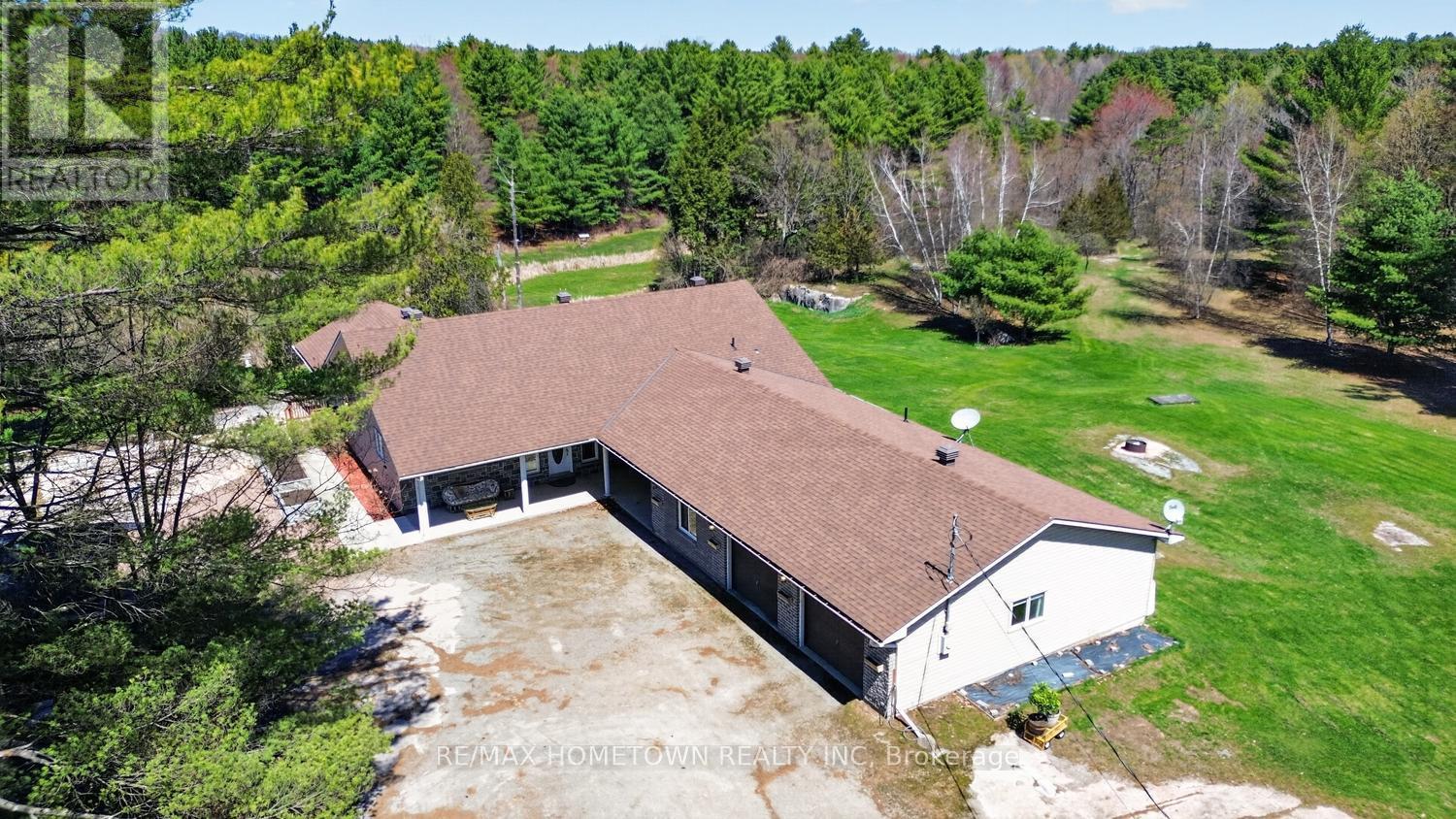 1766 County Road 2 Road, Front Of Yonge, Ontario  K6V 5V8 - Photo 2 - X13057466