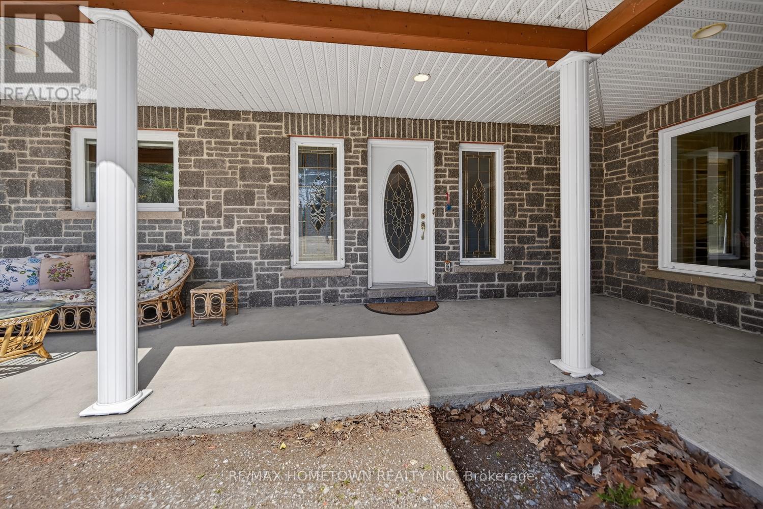 1766 County Road 2 Road, Front Of Yonge, Ontario  K6V 5V8 - Photo 4 - X13057466