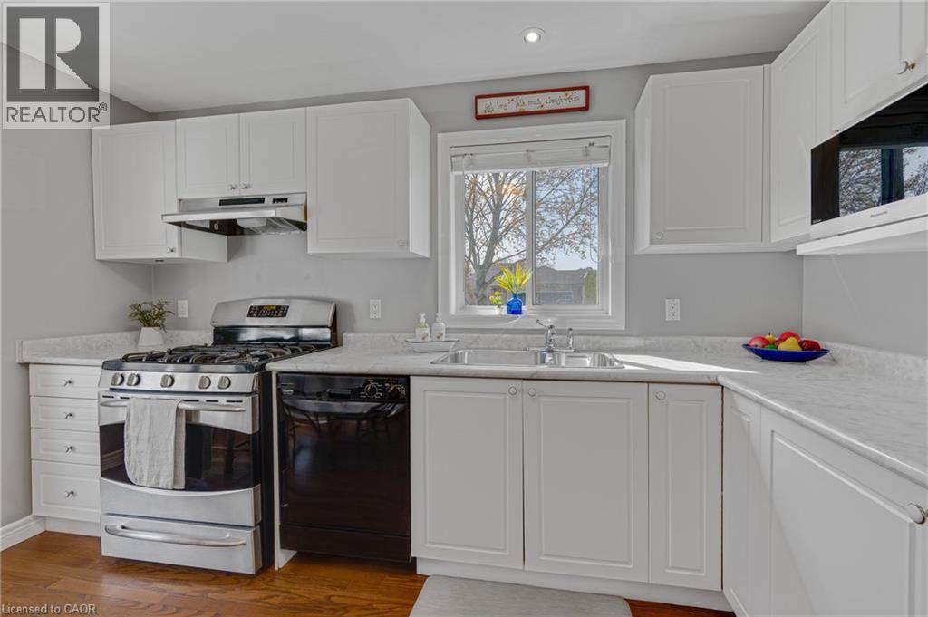 34 Margaret Avenue, Grimsby, Ontario  L3M 5L4 - Photo 11 - 40825304