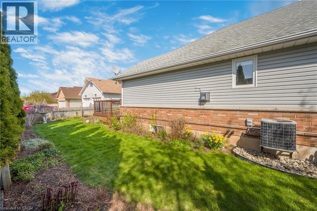 34 Margaret Avenue, Grimsby, Ontario  L3M 5L4 - Photo 35 - 40825304