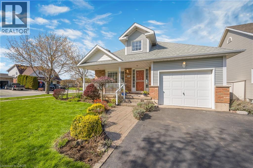 34 Margaret Avenue, Grimsby, Ontario  L3M 5L4 - Photo 4 - 40825304