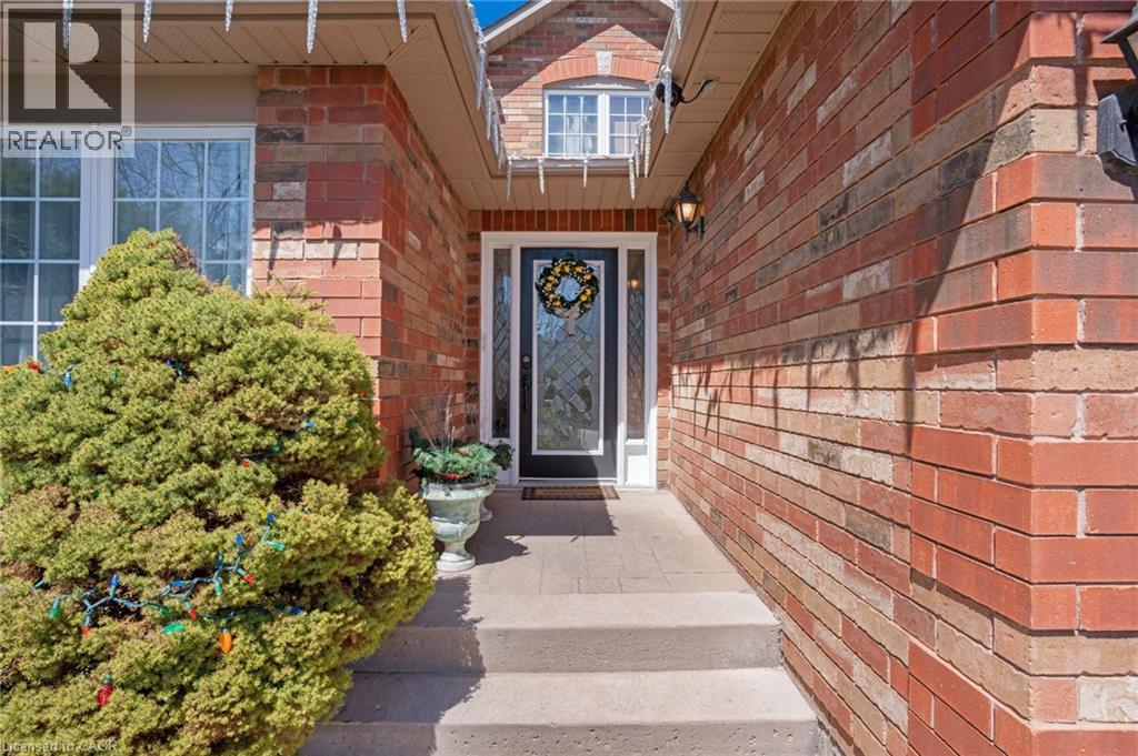 47 Drinkwater Drive, Cambridge, Ontario  N1S 5B1 - Photo 2 - 40825068