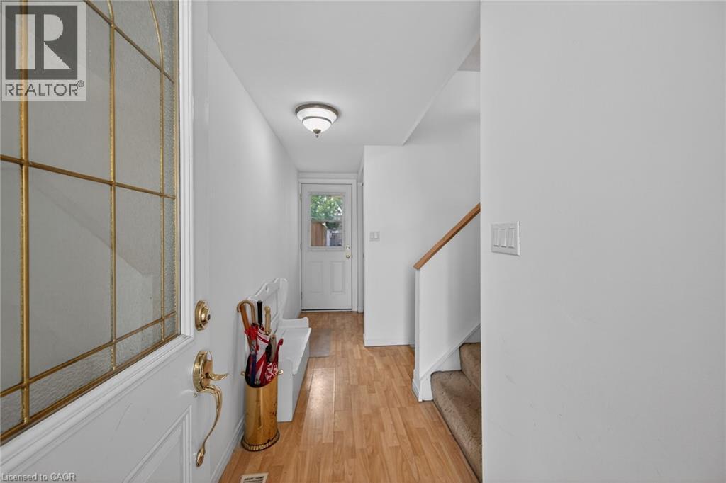 16 Maccoll Place, Caledonia, Ontario  N3W 1K4 - Photo 2 - 40823577