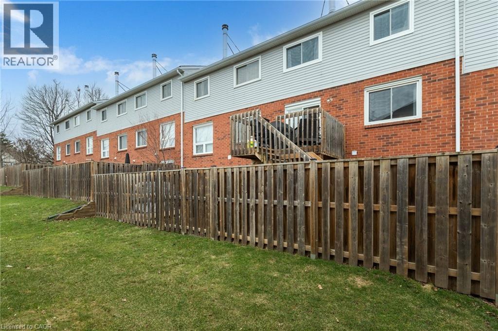 2065 Amherst Heights Court Unit# 43, Burlington, Ontario  L7P 4S1 - Photo 29 - 40817426