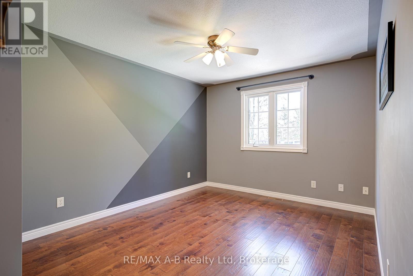 256 Boyce Street, Perth South, Ontario  N0K 1X0 - Photo 25 - X13057258