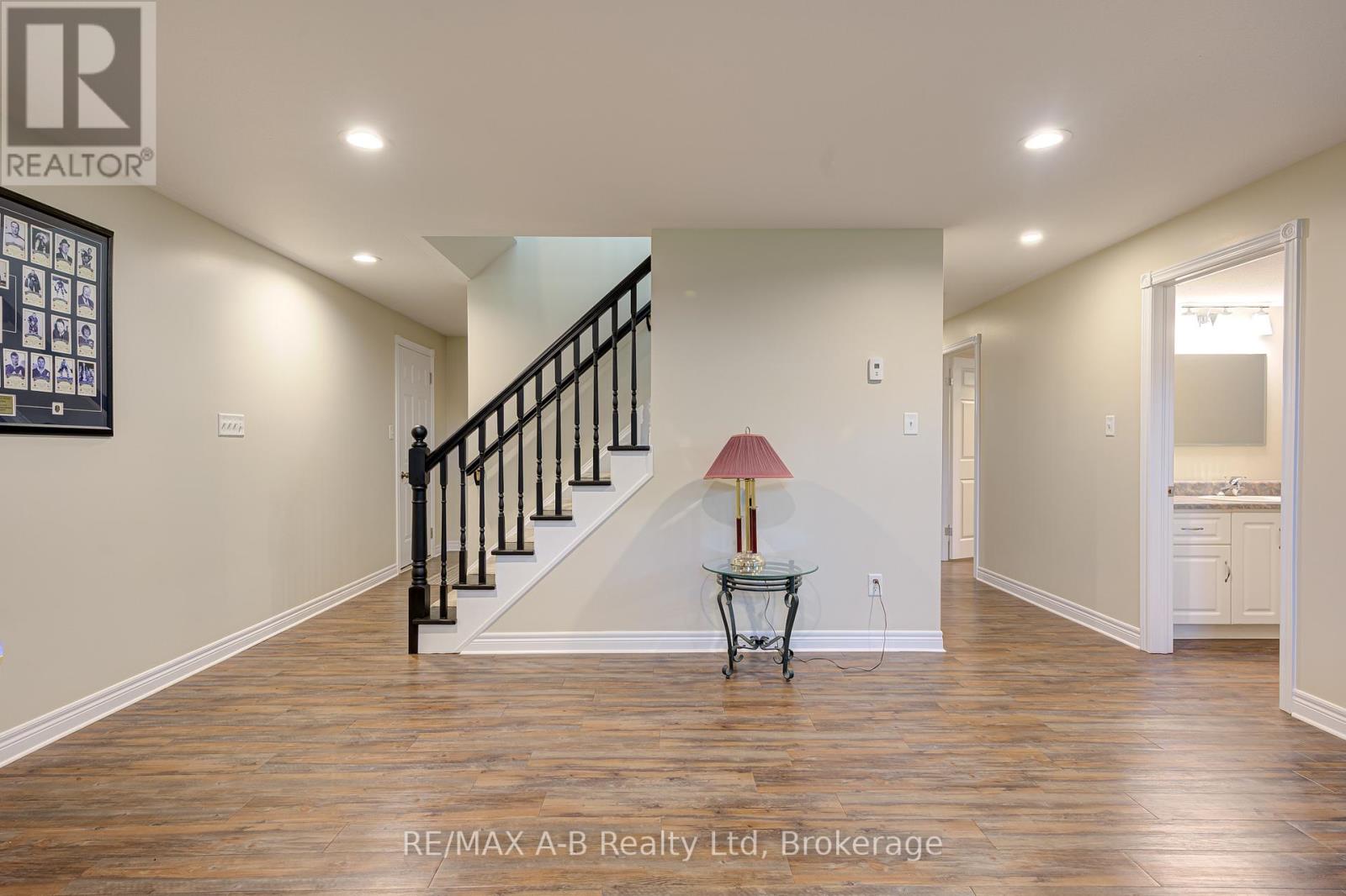 256 Boyce Street, Perth South, Ontario  N0K 1X0 - Photo 28 - X13057258