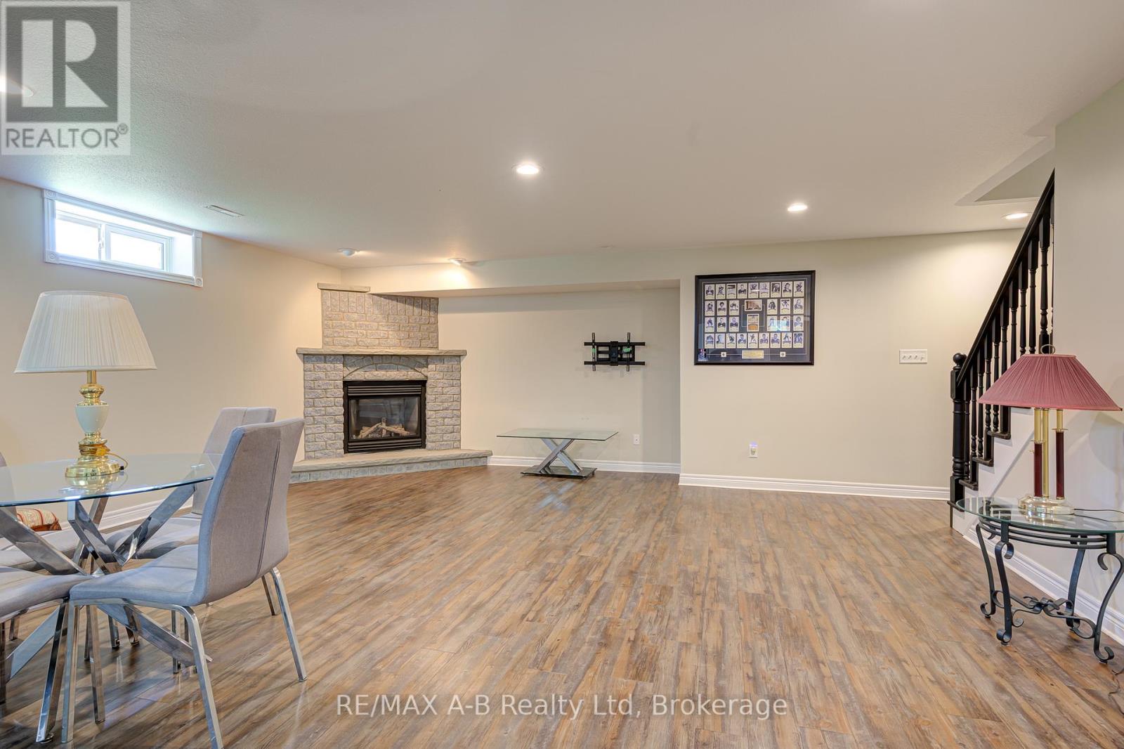 256 Boyce Street, Perth South, Ontario  N0K 1X0 - Photo 29 - X13057258