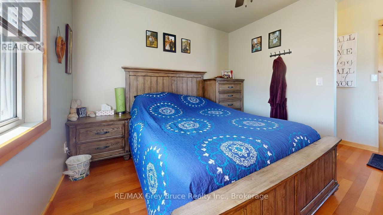 141 Yonge Street N, Arran-Elderslie, Ontario  N0H 2N0 - Photo 16 - X13057298