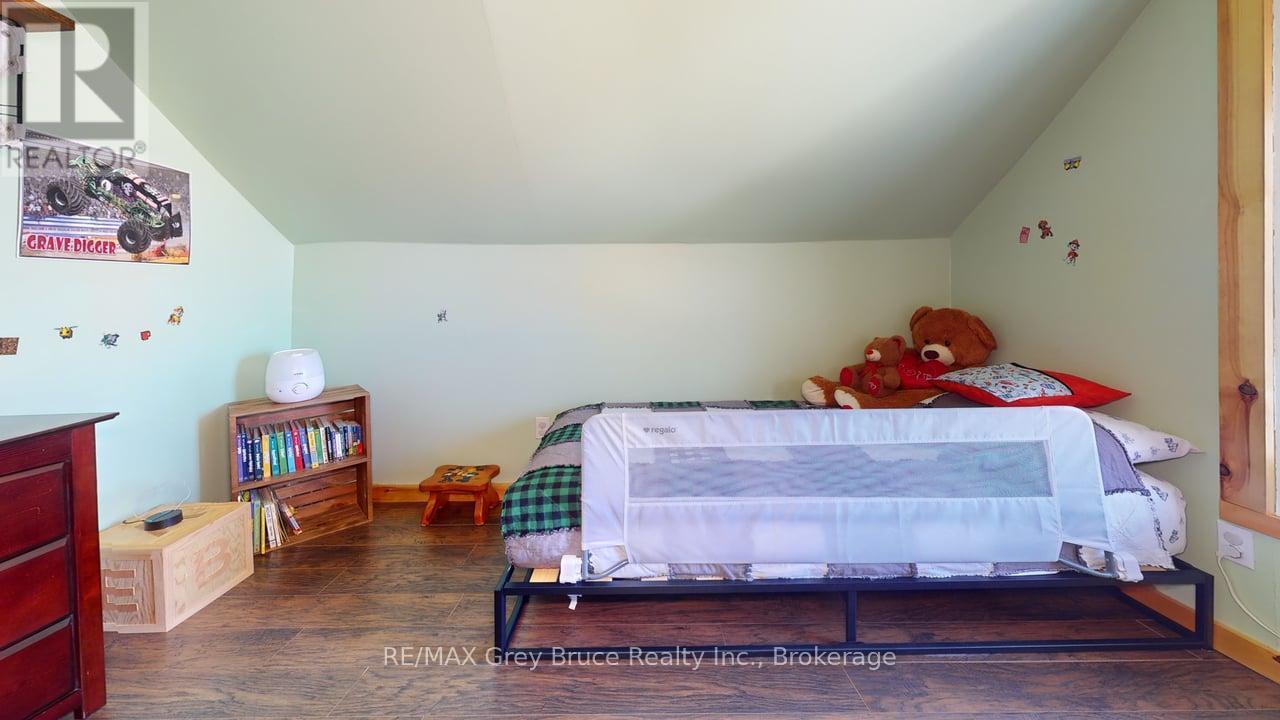 141 Yonge Street N, Arran-Elderslie, Ontario  N0H 2N0 - Photo 19 - X13057298