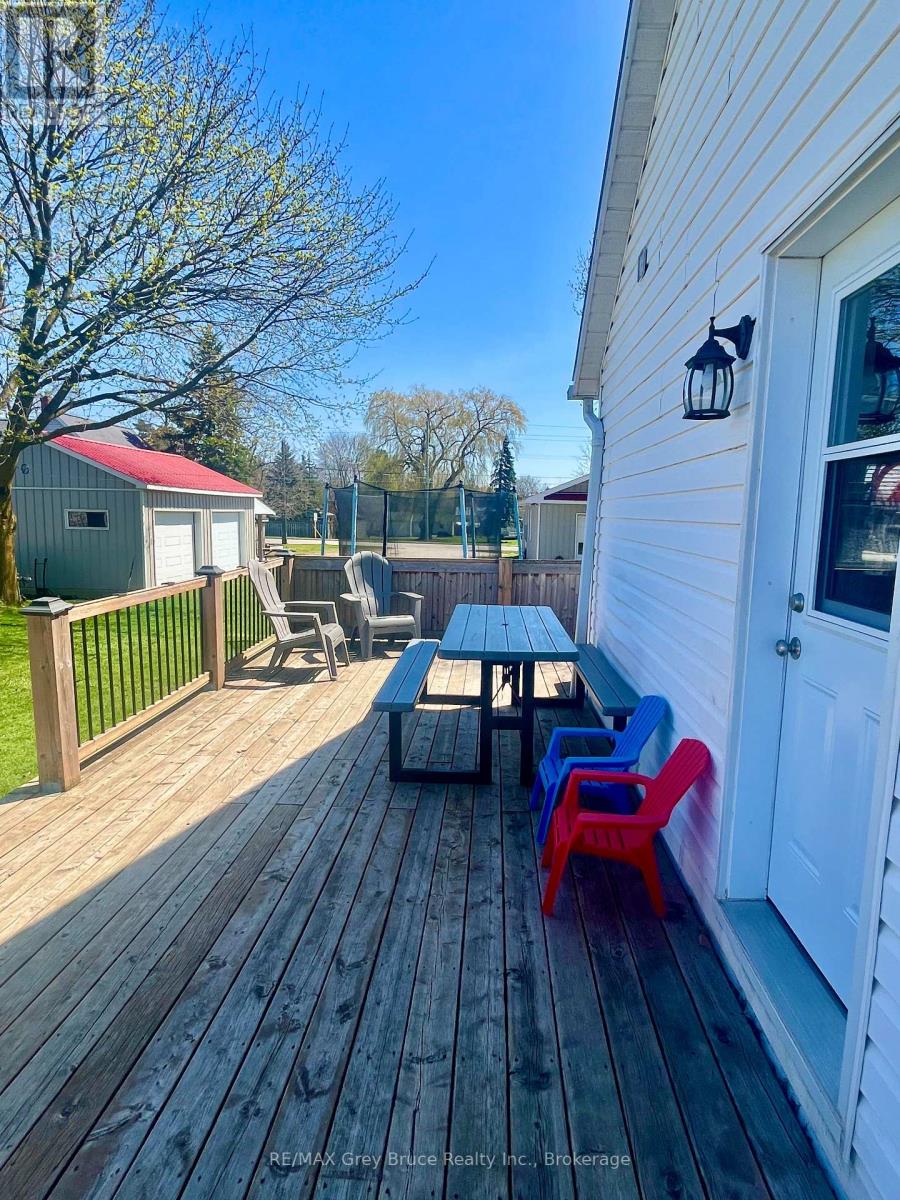 141 Yonge Street N, Arran-Elderslie, Ontario  N0H 2N0 - Photo 20 - X13057298