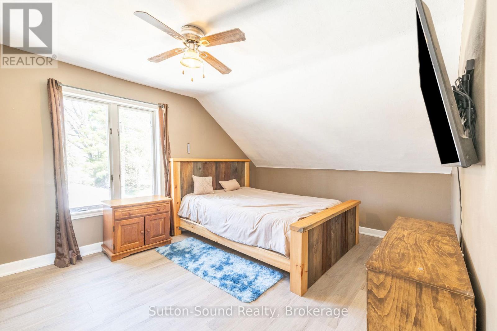 243 Queen Street W, South Bruce Peninsula, Ontario  N0H 1P0 - Photo 11 - X13057360