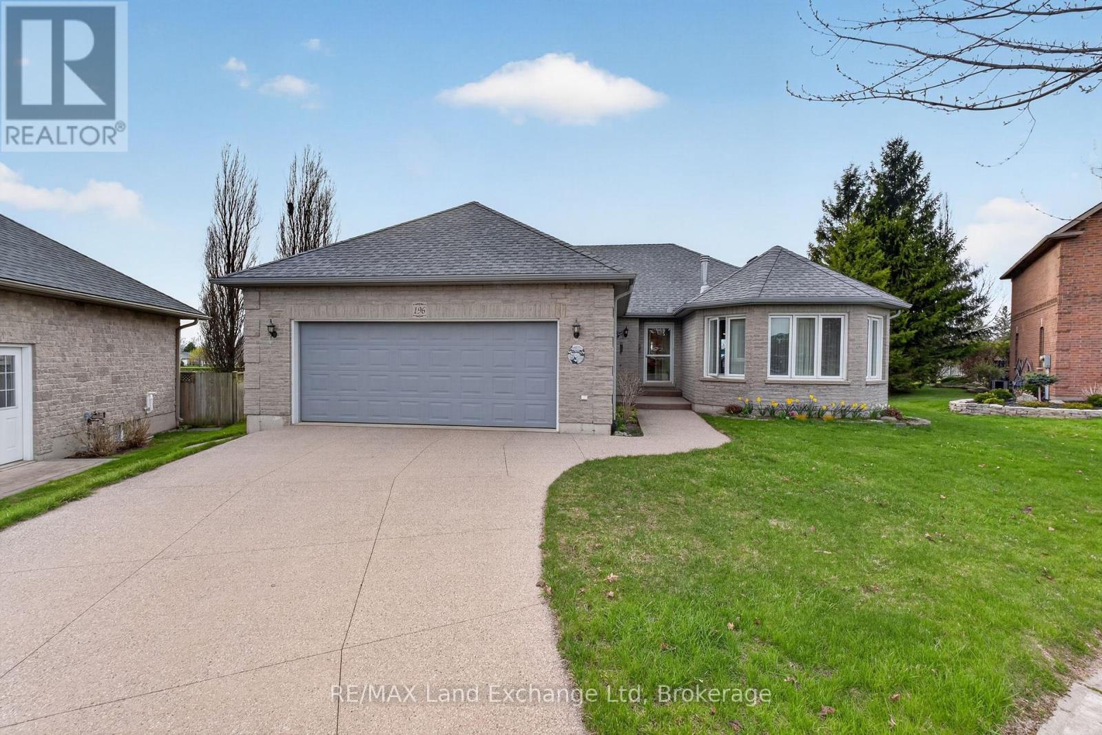 196 BRIMICOMBE CRESCENT, Goderich, Ontario
