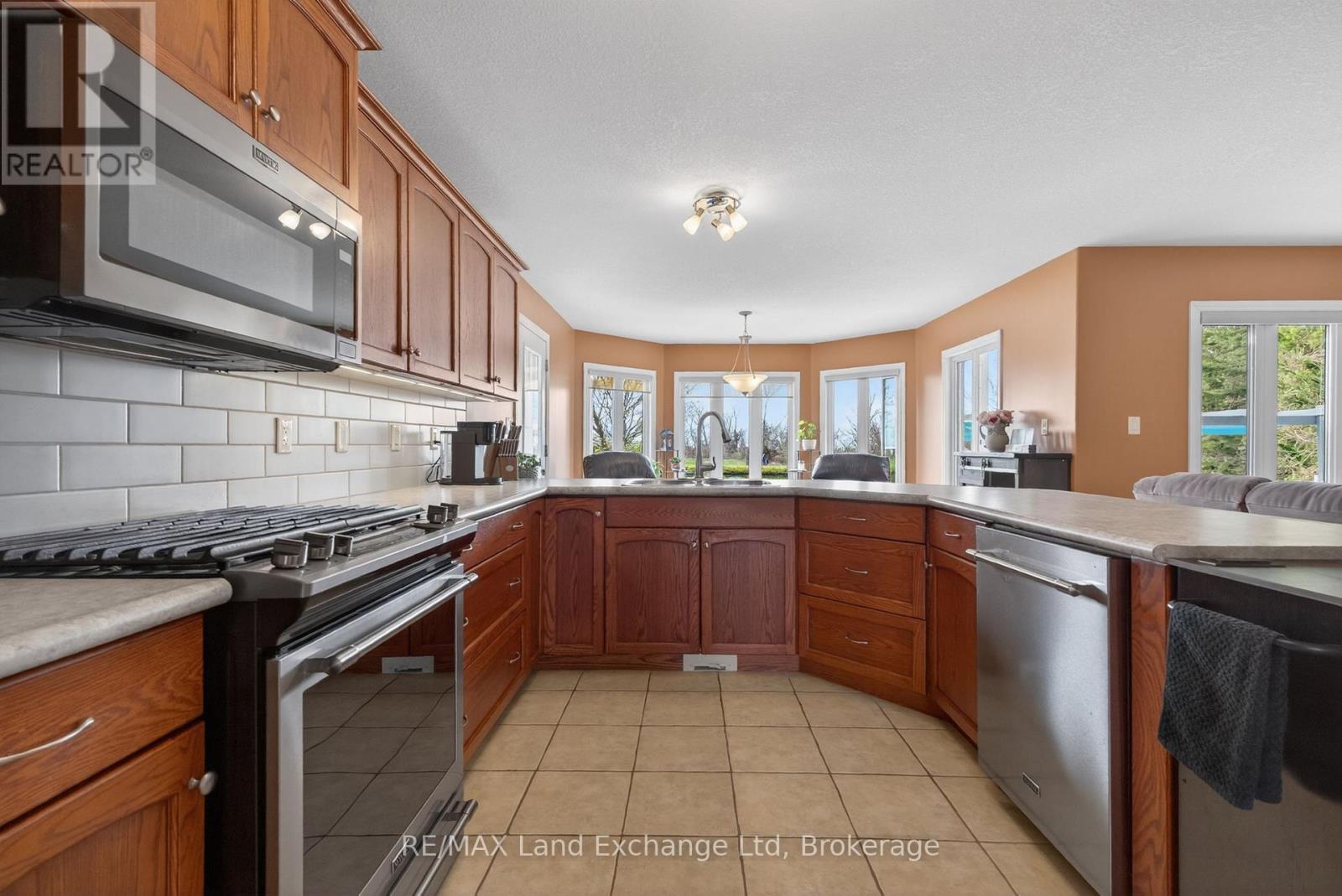 196 Brimicombe Crescent, Goderich, Ontario  N7A 4M3 - Photo 15 - X13057482