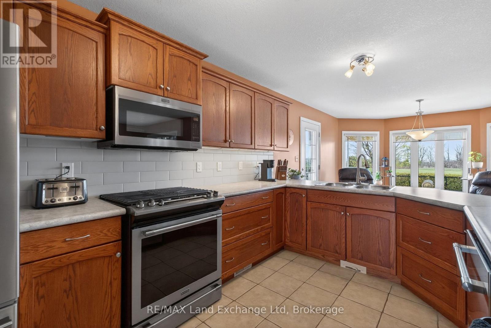 196 Brimicombe Crescent, Goderich, Ontario  N7A 4M3 - Photo 16 - X13057482