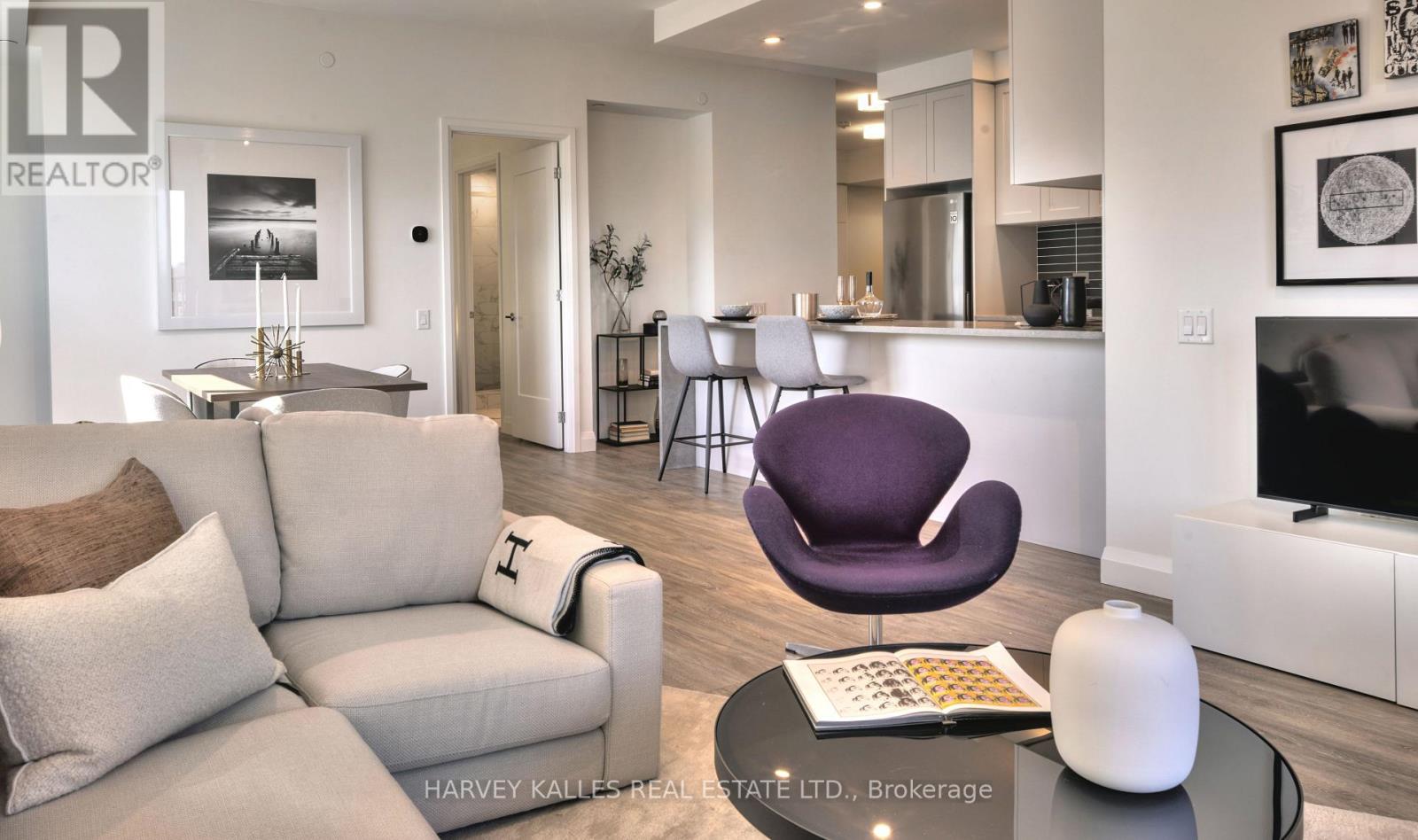 402 - 71 REDPATH AVENUE, Toronto, Ontario