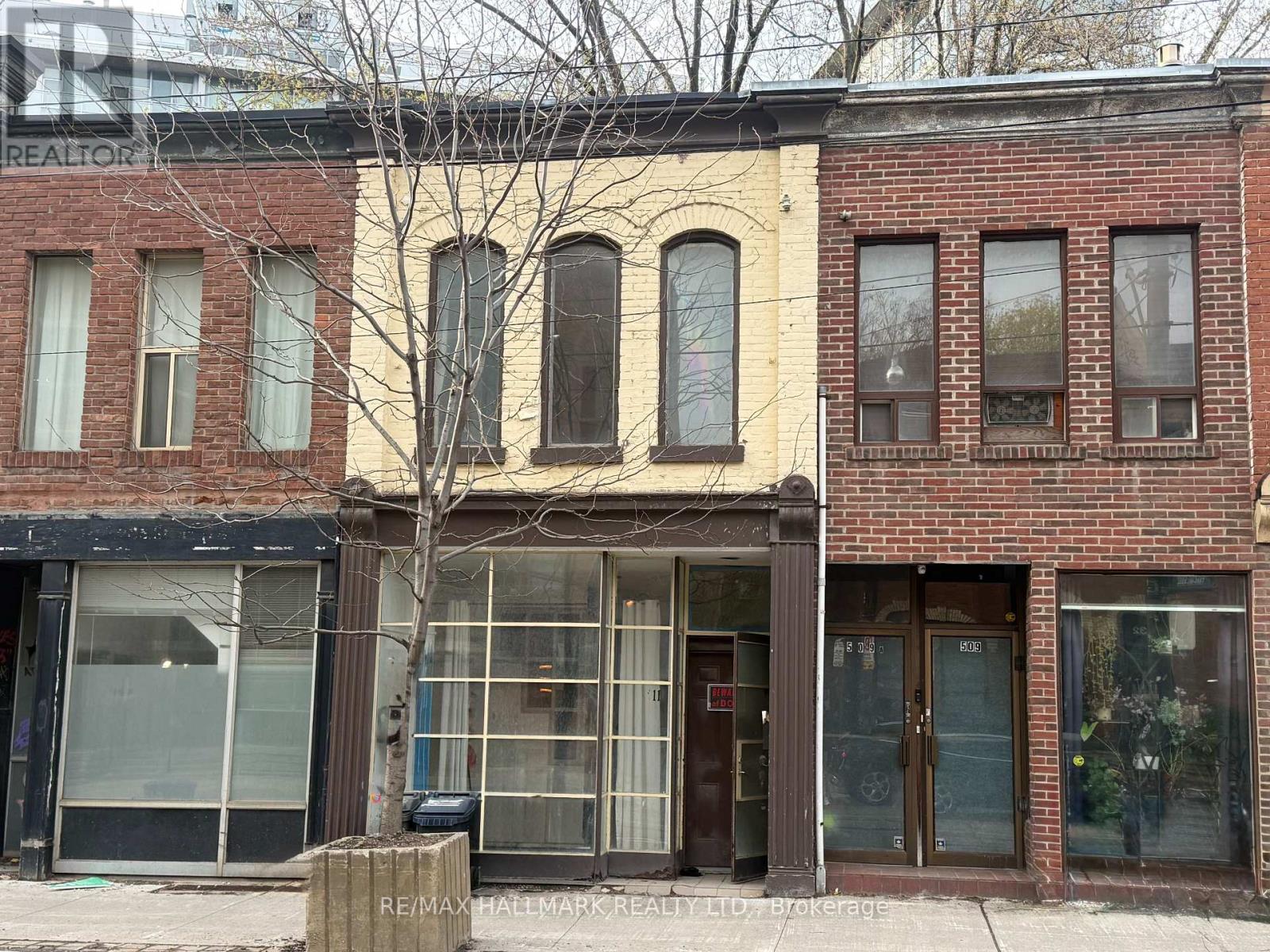 511 QUEEN STREET E, Toronto, Ontario