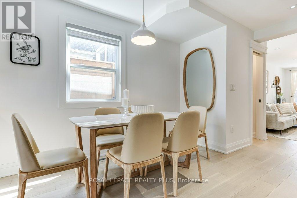 55 Rhodes Avenue, Toronto, Ontario  M4L 2Z8 - Photo 13 - E13057220