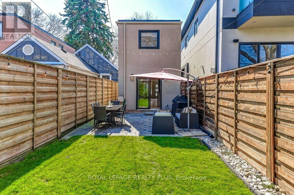 55 Rhodes Avenue, Toronto, Ontario  M4L 2Z8 - Photo 36 - E13057220