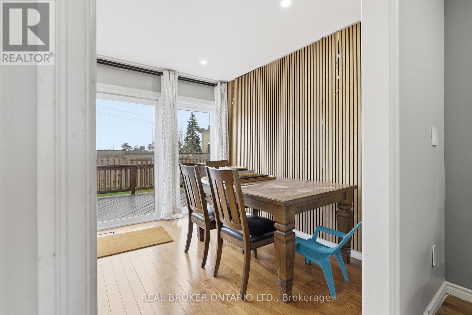 536 Lisbon Court, Oshawa, Ontario  L1J 6R3 - Photo 7 - E13057242