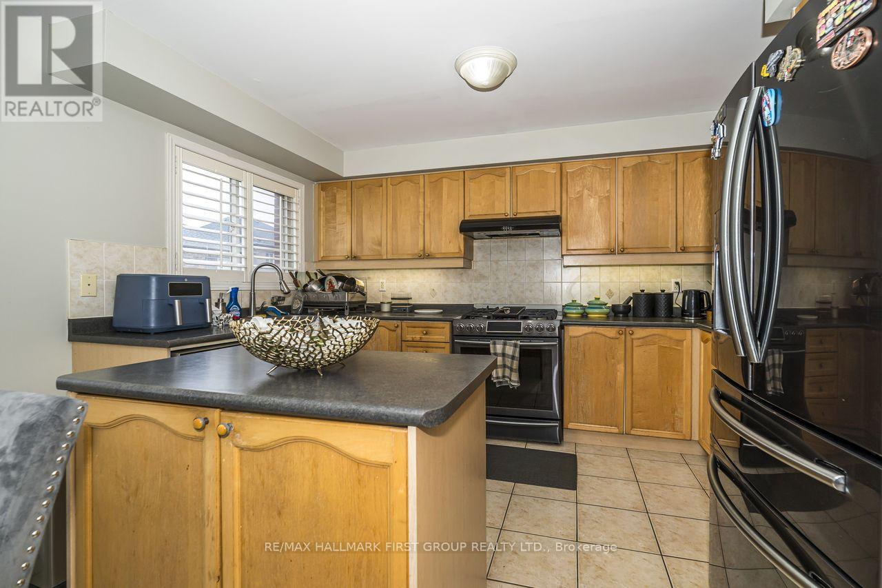 23 Durling Rock Street, Ajax, Ontario  L1Z 1S6 - Photo 12 - E13057314