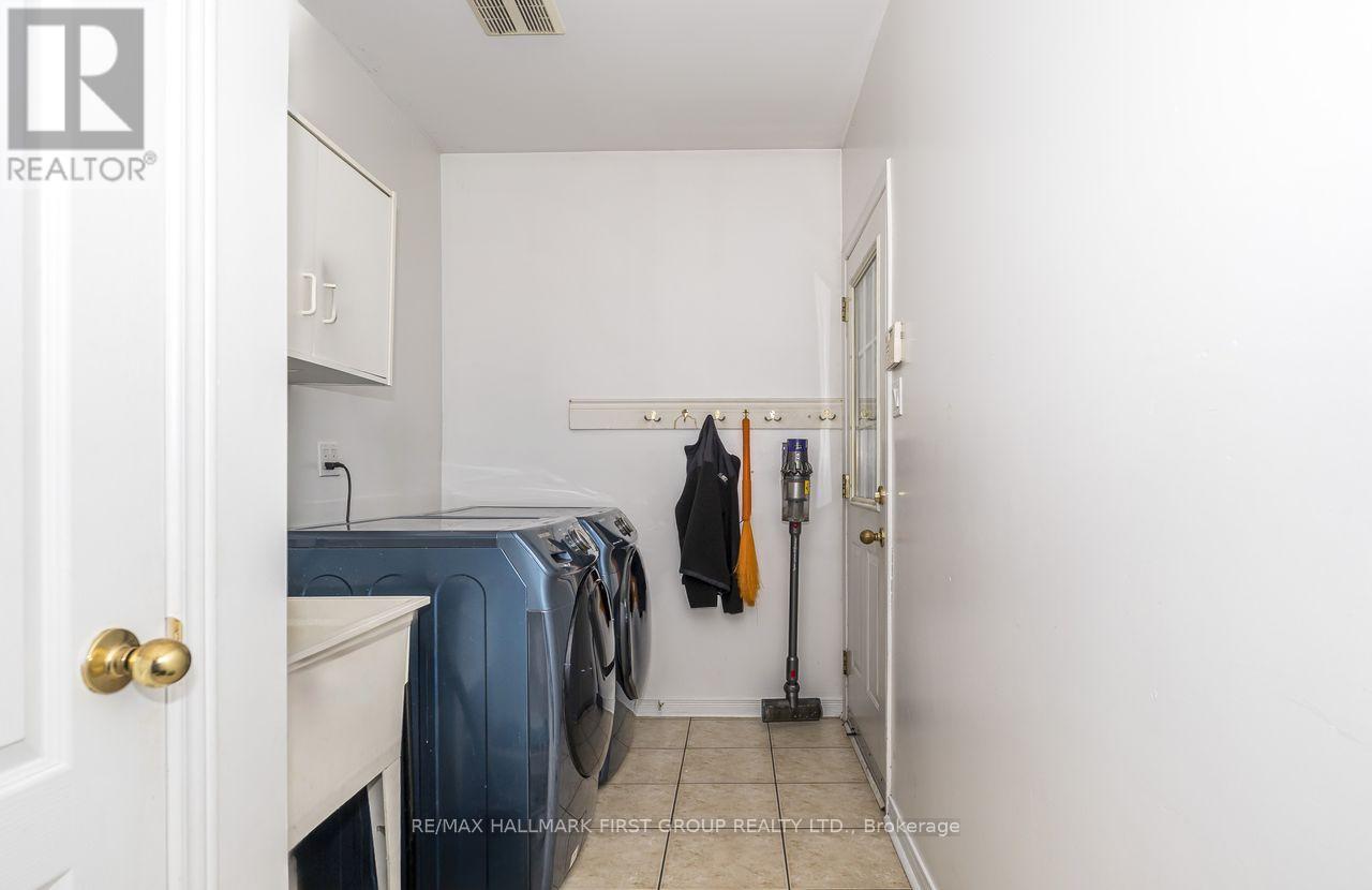 23 Durling Rock Street, Ajax, Ontario  L1Z 1S6 - Photo 14 - E13057314