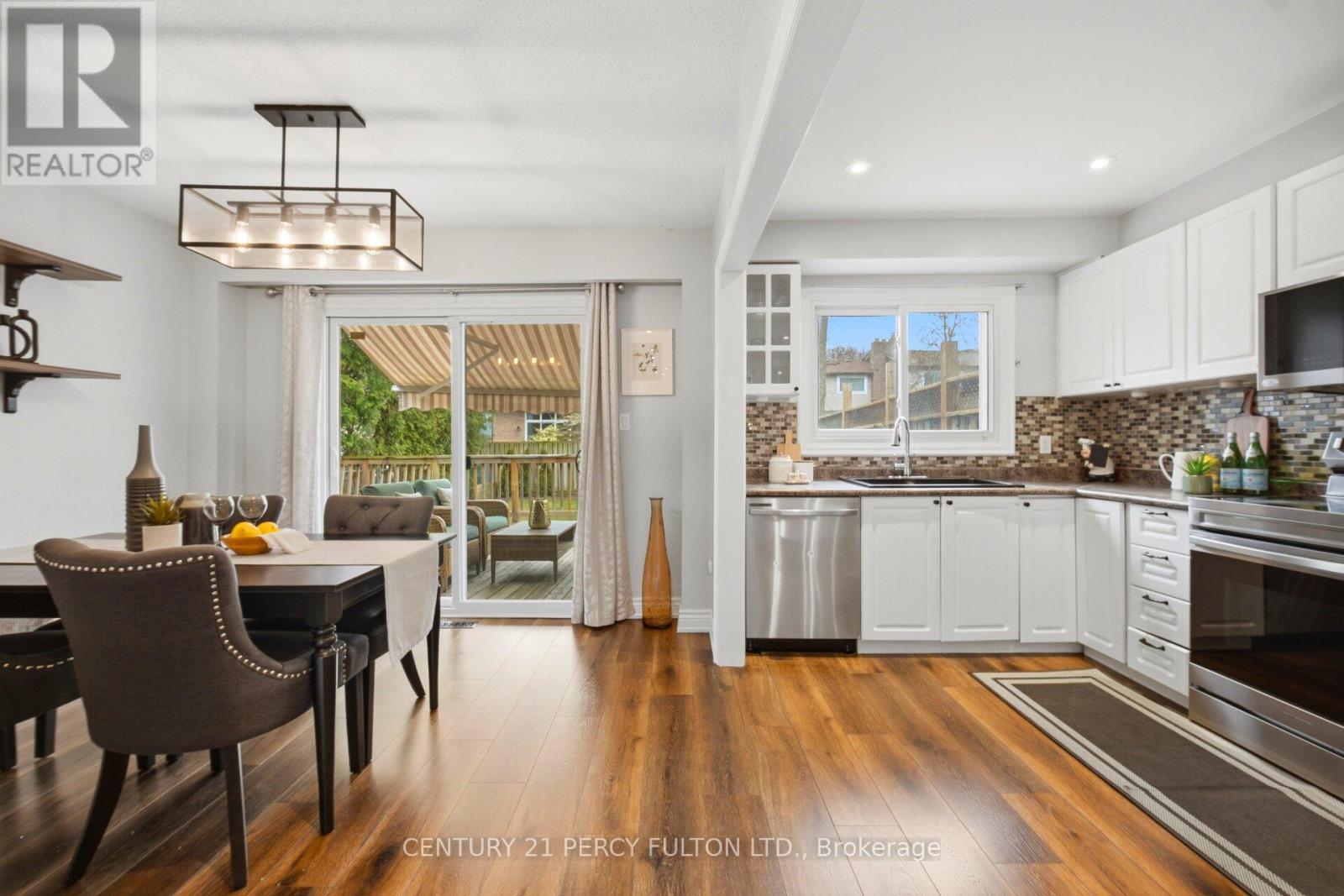 1786 Listowell Crescent, Pickering, Ontario  L1V 2Y3 - Photo 8 - E13057408