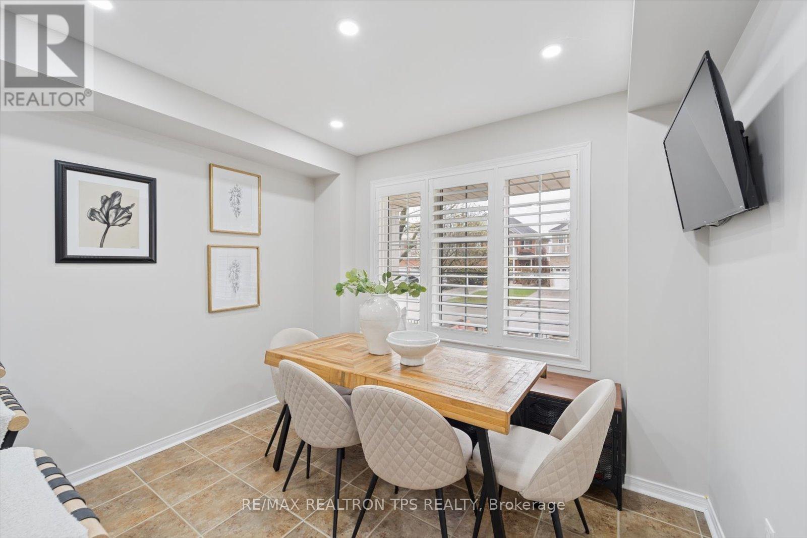 263 Sprucewood Crescent, Clarington, Ontario  L1C 5H1 - Photo 18 - E13057410