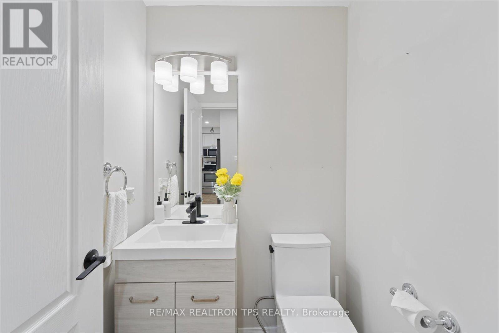 263 Sprucewood Crescent, Clarington, Ontario  L1C 5H1 - Photo 19 - E13057410