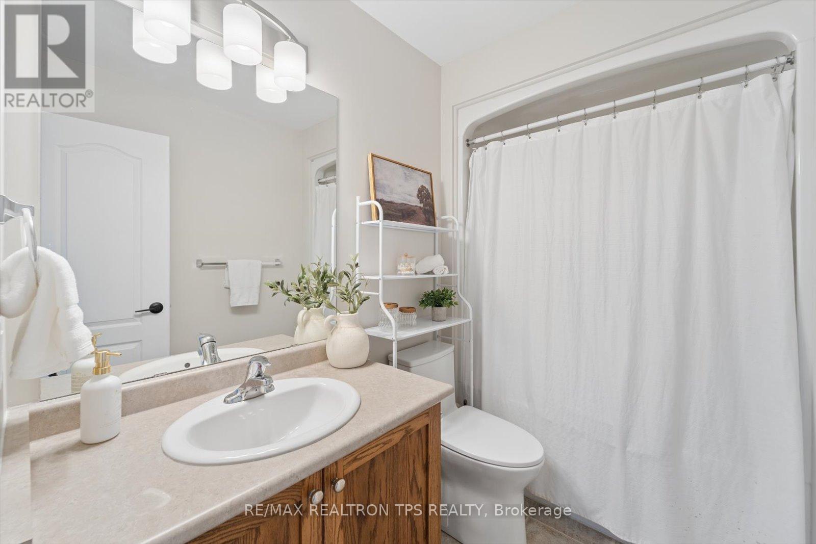 263 Sprucewood Crescent, Clarington, Ontario  L1C 5H1 - Photo 31 - E13057410