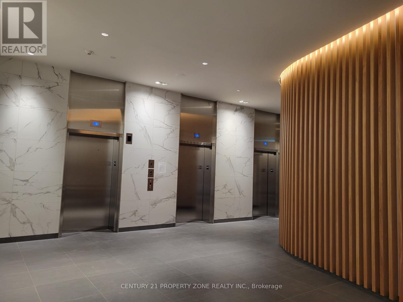 820 - 120 Varna Drive, Toronto, Ontario  M6A 0B3 - Photo 3 - C13015074