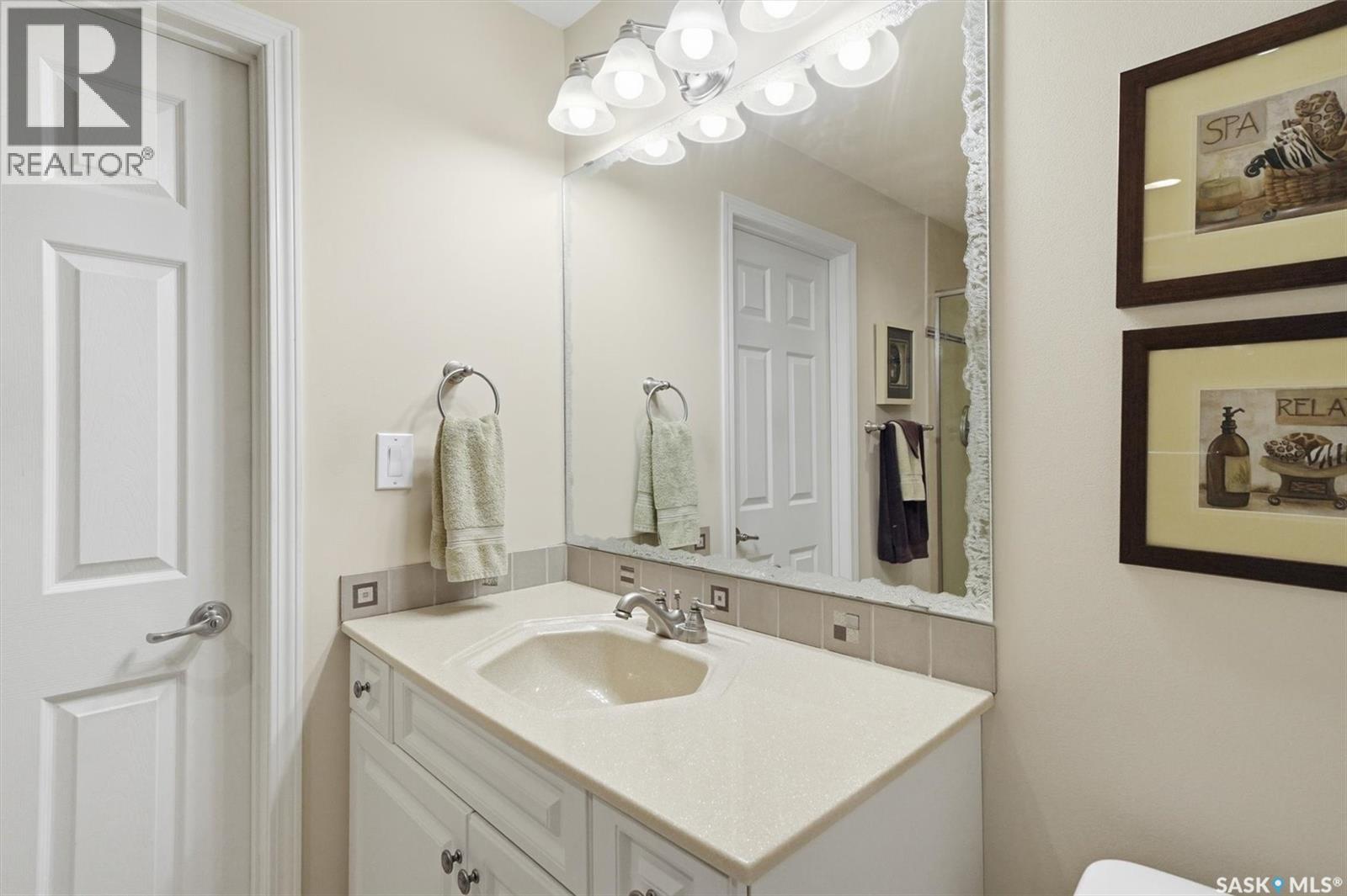 510 Eastman Cove, Saskatoon, Saskatchewan  S7N 4K9 - Photo 57 - SK034193