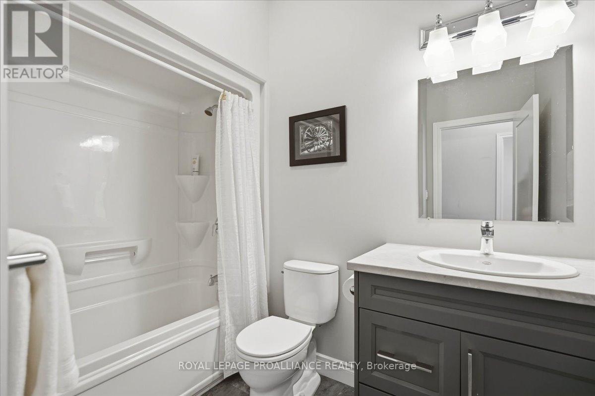 83 Covington Crescent, Belleville, Ontario  K8N 0K9 - Photo 17 - X12909586