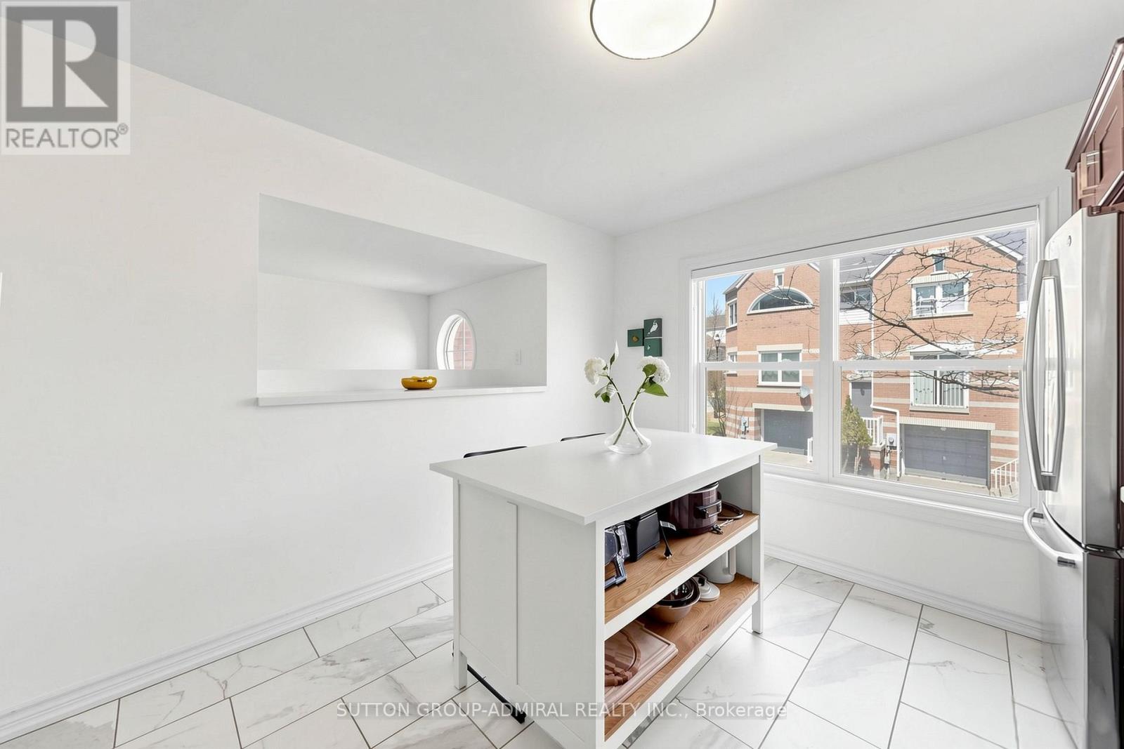 48 - 52 Brandy Lane Way, Newmarket, Ontario  L3Y 8P7 - Photo 7 - N13057268