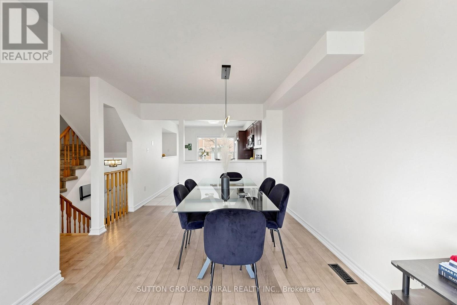 48 - 52 Brandy Lane Way, Newmarket, Ontario  L3Y 8P7 - Photo 9 - N13057268