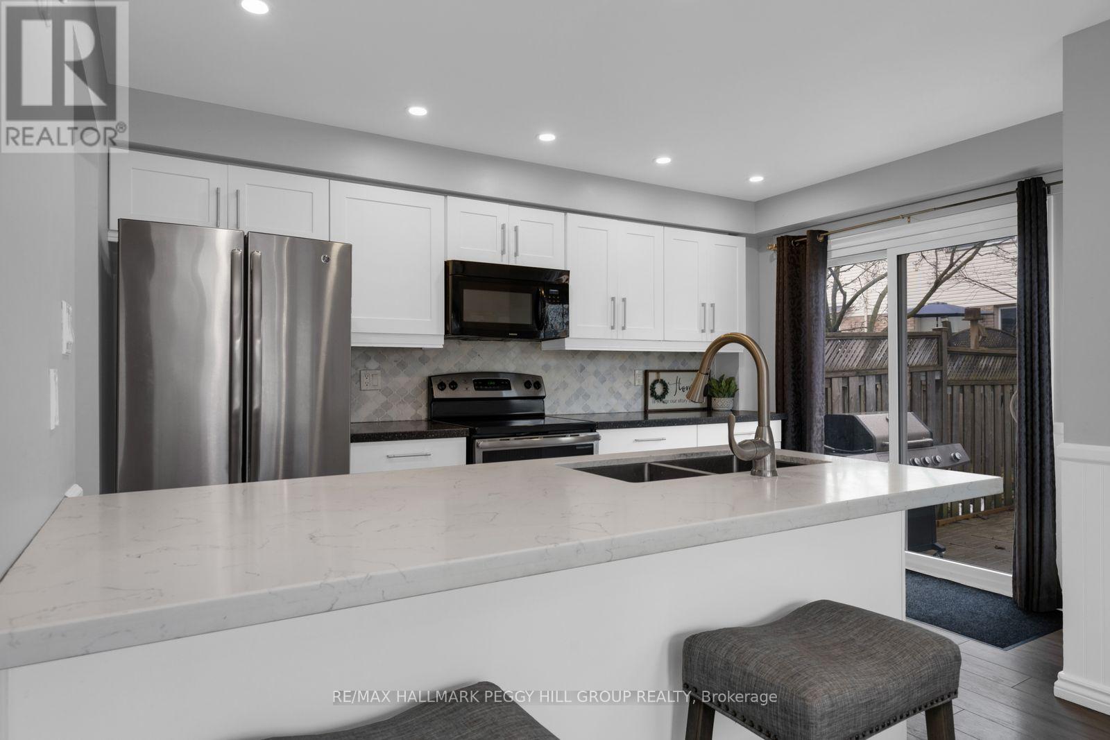 1237 Hill Street, Innisfil, Ontario  L9S 1X7 - Photo 4 - N13057276