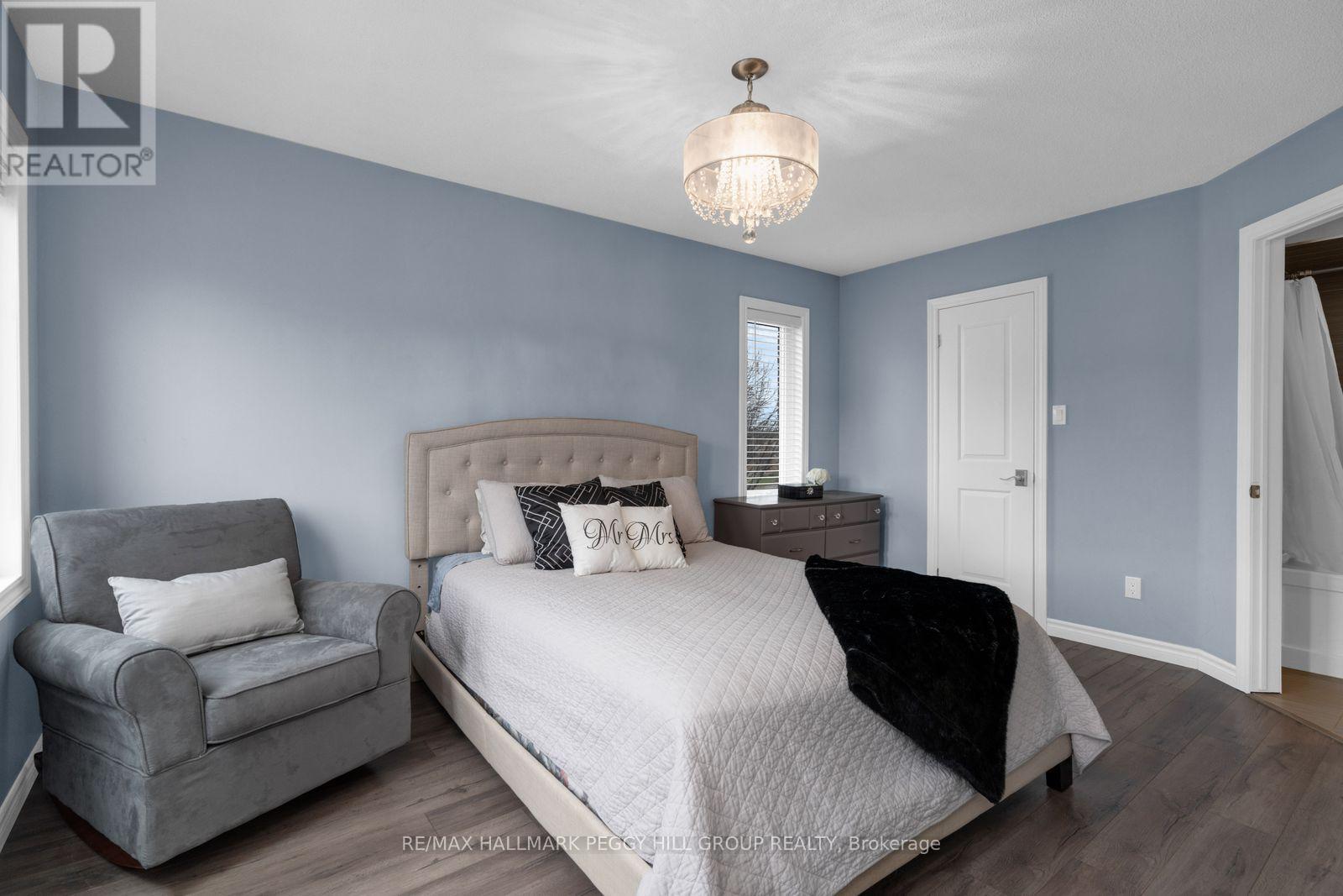 1237 Hill Street, Innisfil, Ontario  L9S 1X7 - Photo 6 - N13057276