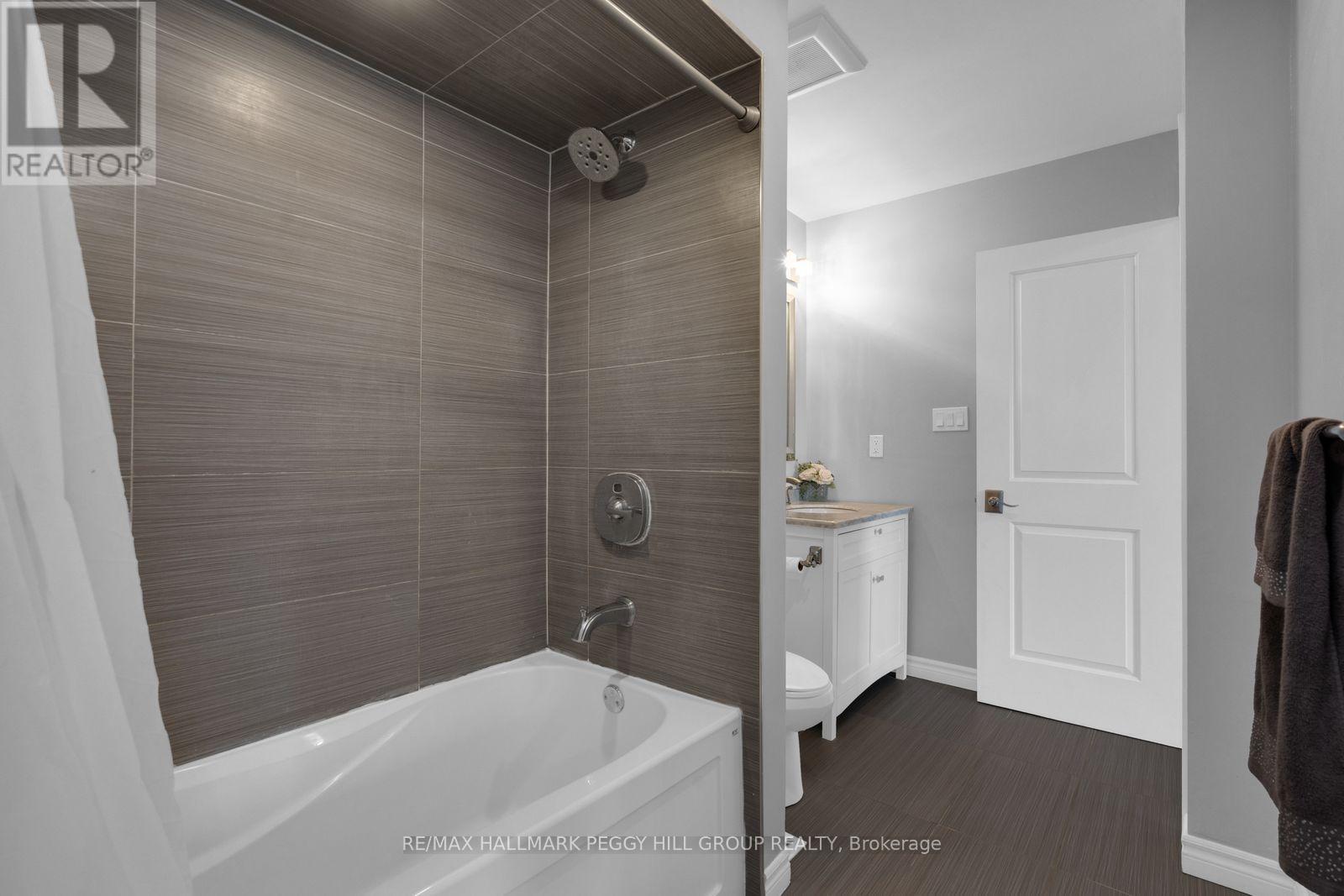 1237 Hill Street, Innisfil, Ontario  L9S 1X7 - Photo 9 - N13057276